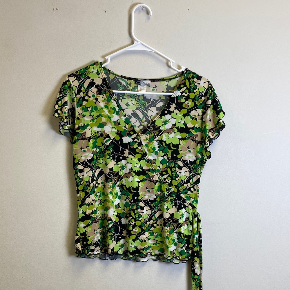 Elegant Floral V-Neck Blouse and Skirt - Green and White